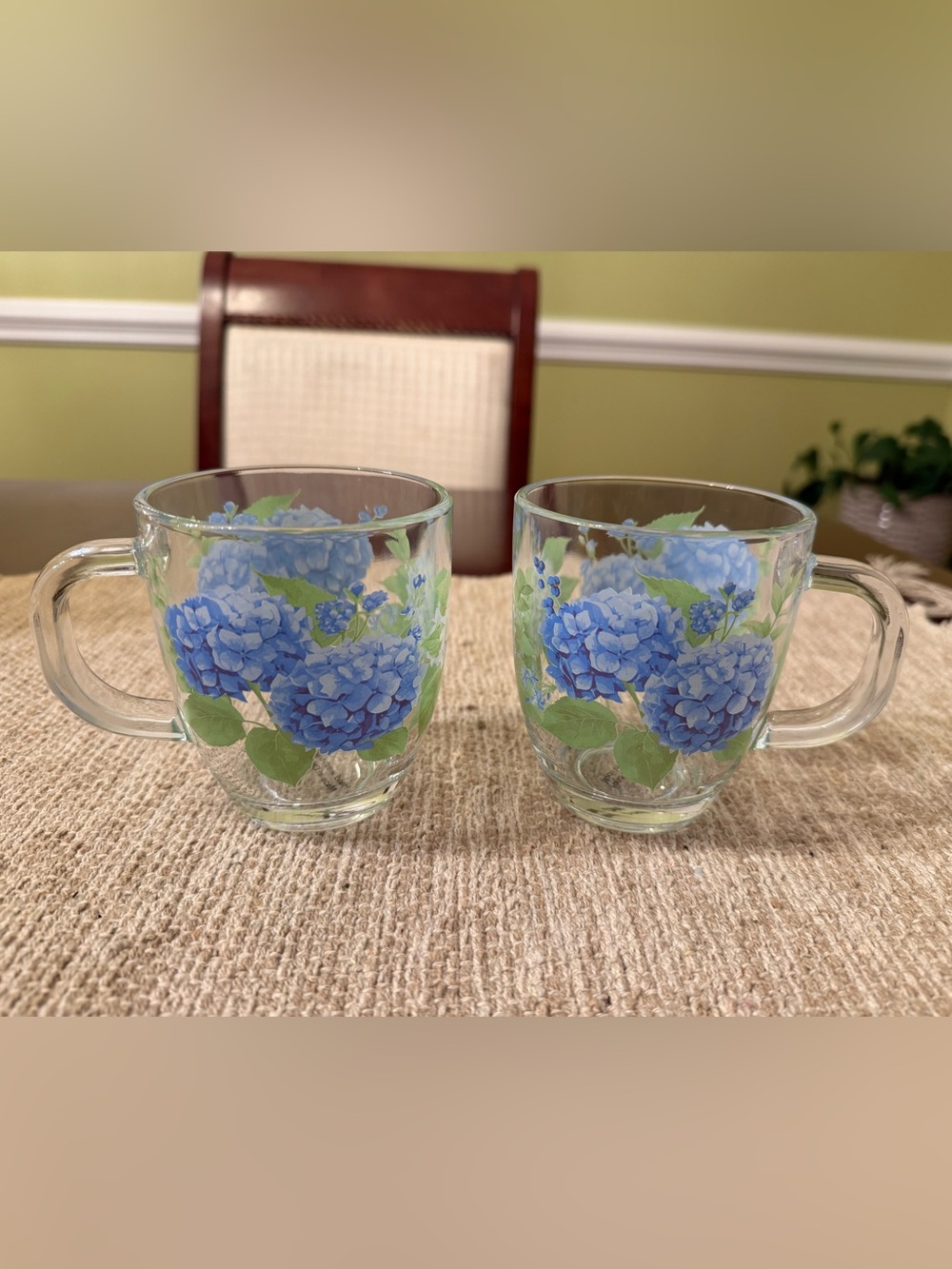 New Set/2 Blue Hydrangea Glass Mugs